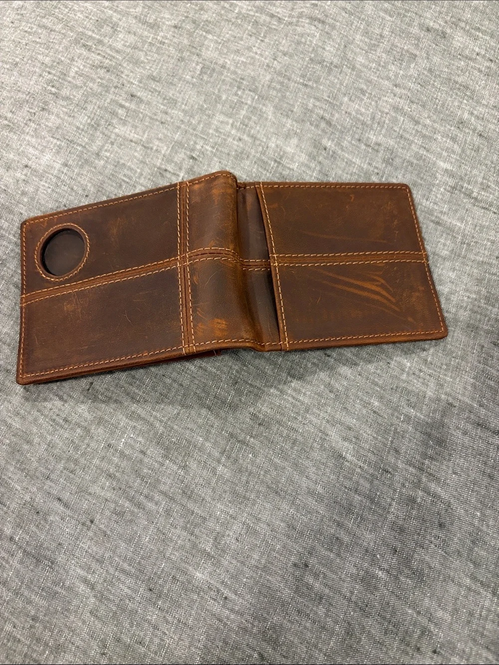 AirTag Wallet Mens RFID Blocking Genuine Bifold Leather Wallets